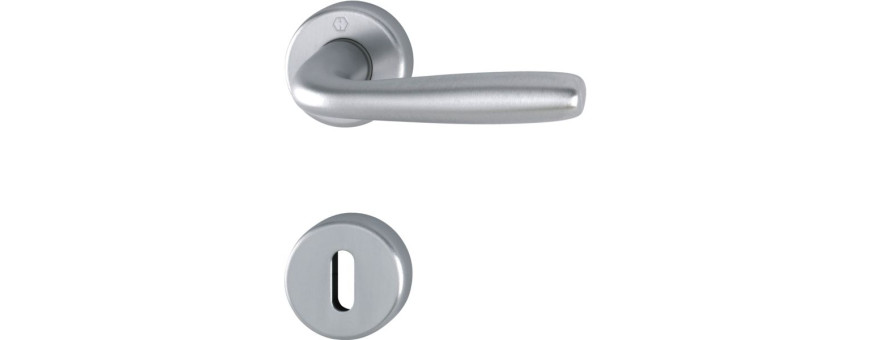 Garniture de porte et fenetre